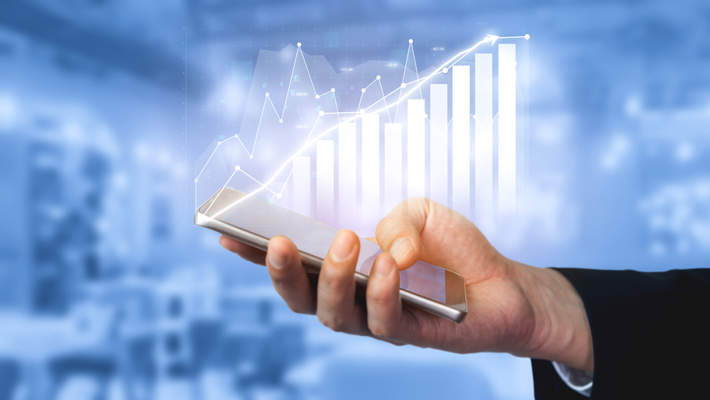 Dashboard displaying customer satisfaction score insights that help increase customer loyalty and reduce customer churn through real-time coaching